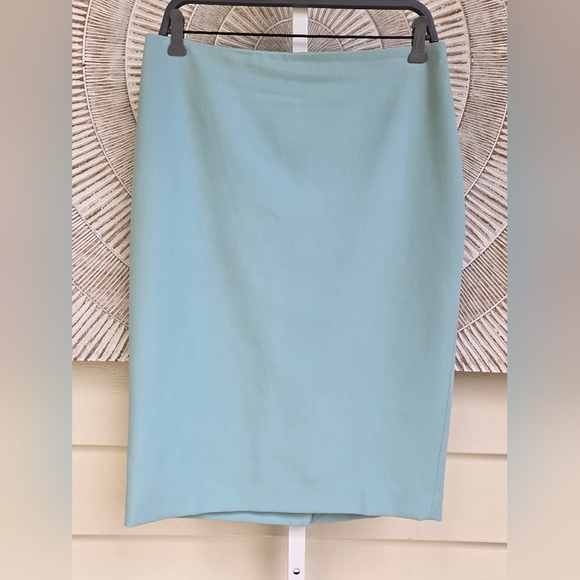 White House Black Market Dresses & Skirts - White House Black Market WHBM Pencil Skirt Turquoise Blue Sz 10